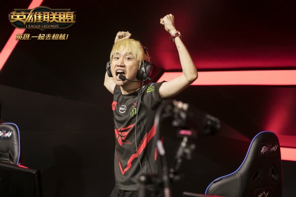 半岛体育在线网站 - Doinb新星比分优势明显表现惊艳，SKT未来可期！